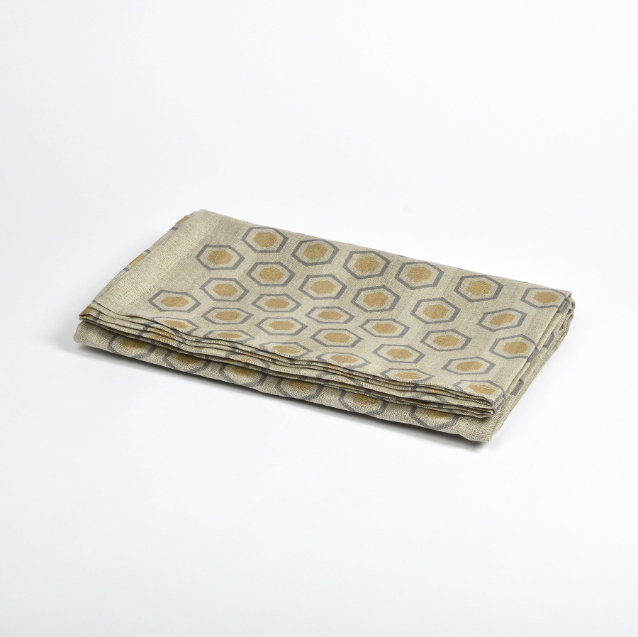 Linen tablecloth AMBRA, 144x175 cm.