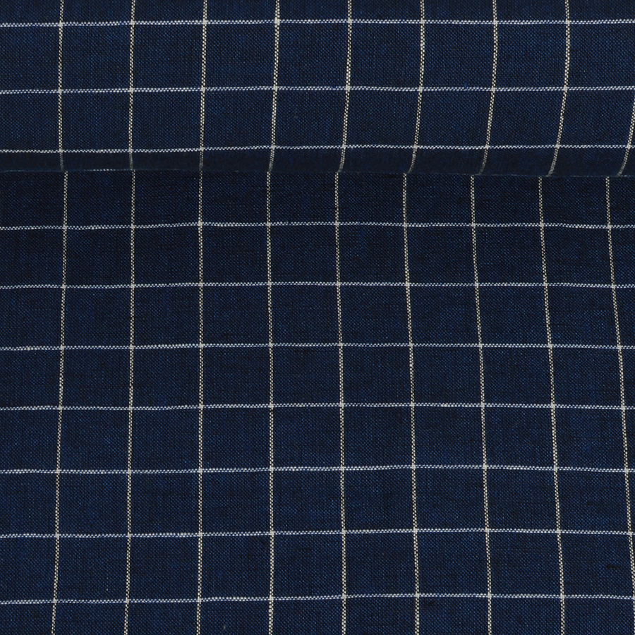 Washed dark blue linen mélange fabric in checks, 195 g/m²
